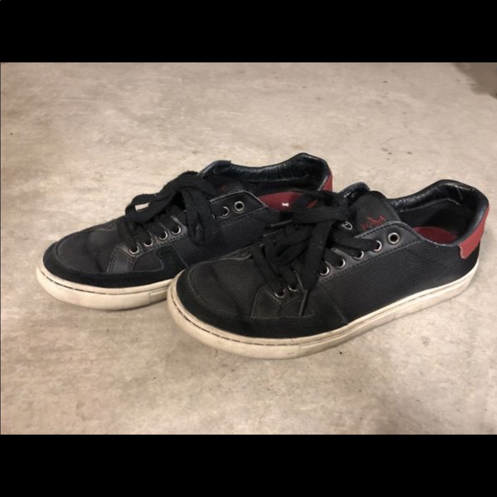 Men’s Shoes